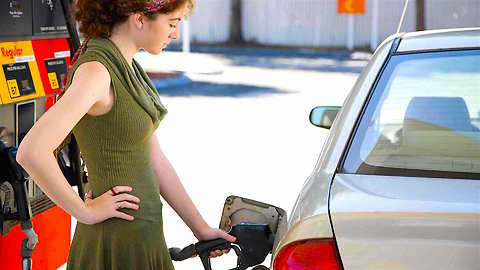 3 Ways to Fill up on Gas Without Emptying Your Wallet