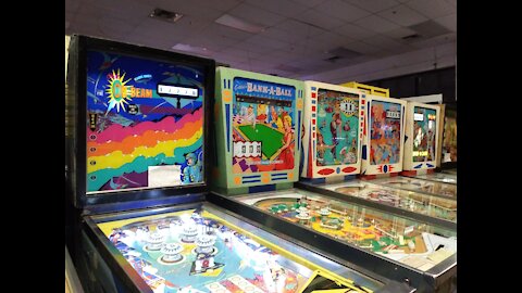 Saying Goodbye to the Pinball Hall of Fame's Old Location in Las Vegas