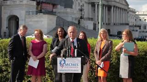 Congressman Steve King speaks at Constitution Day Press Conference