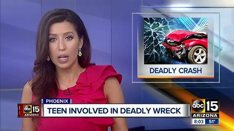 Woman killed in west Phoenix crash