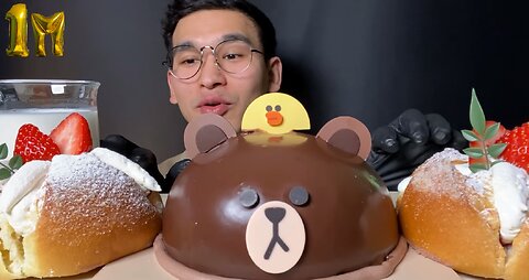 ASMR Eating CHOCOLATE CAKE Bread DESSERT Paris Baguette Mukbang Korean Show