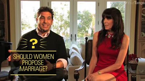 Should A Woman Propose To A Man?