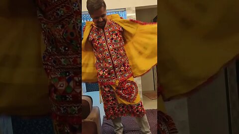 Count and comment below #dandiya #dance #happy #shorts #trending #dholida #subscribe #dailyvlogs