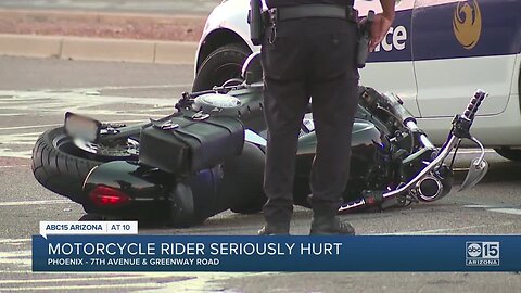 FD: Motorcyclist without a helmet in critical condition after Phoenix crash