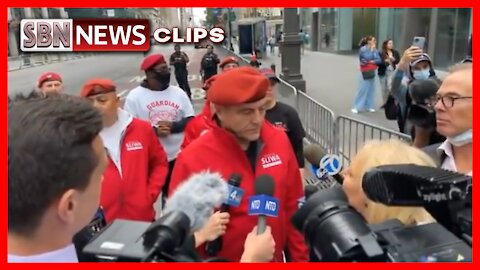 Curtis Sliwa Speaks Our Against De Blasio, Vaccine Mandates at Columbus Day Parade - 4407