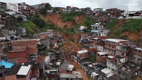 Πλημμύρες και κατολισθήσεις στη Βραζιλία : Αγώνας ενάντια στο χρόνο στο Σάο Πάολο
