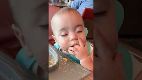Funny Baby Videos eating