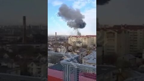 🇷🇺🇺🇦 Russian Cruise Missile Strikes On Military Infrastructure In Kiev This Morning