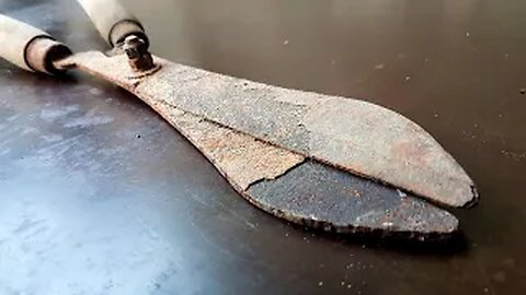 🔴restoration - old rusty pruning shears / rusted hand pruners restoration