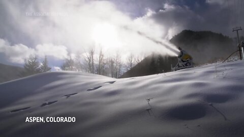 Ski resorts turn more and more to snowmaking