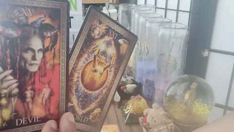 IS THERE SOMETHING BETTER OUT THERE 4 U?#valeriesnaturaloracle #soulmate #karmic #soulconnection