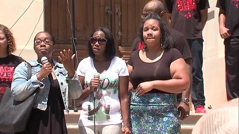 Aaron Bailey's sister speaks at rally in downtown Indianapolis