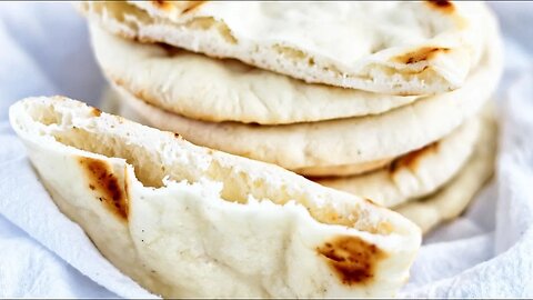 How to Make Gluten Free Pita Bread (Easy and Delicious)