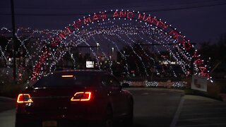 Holiday light display at Chick-fil-A in Depew - Part 4