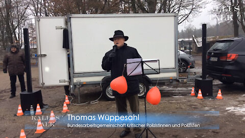 Thomas Wüppesahl, Sprecher der kritischen Polizistinnen und Polizisten, spricht Klartext