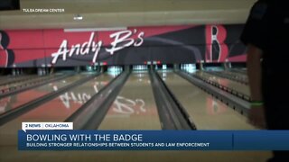 Students bowl, build relationships with Tulsa police