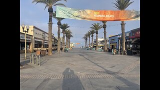 Walking the popular Pier Plaza (Hermosa Beach)