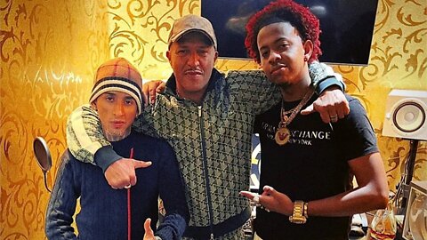 MANO BROWN NO ESTÚDIO COM MDE CHEFE E DOM LAIKE...