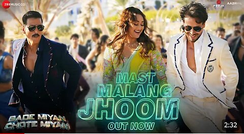 mast malang jhoom, mast malang jhoom dance, mast malang, bade miyan chote miyan movie songs