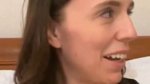 "Luxury" New Zealand PM Momma Jacinda Arden Says It's Okay to Use the Potty Again