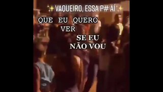 QUANDO NAO TOCA A MINHA MUSICA , ISSO E MUSICA DE NOIA ( MEME ) ( VIRALIZOU ) #shorts #musica #rir