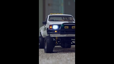 Installation of the Steel Bumper on 1987 Toyota by RC4WD .Parts-KC HiLiTES Rectangle Lights