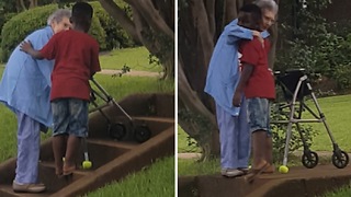 8-Year-Old Pleads With Mom To Help Elderly Woman Up The Steps!