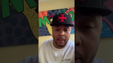 Andrezinho do Molejo falando sobre o amor pelo Vasco e a música da torcida