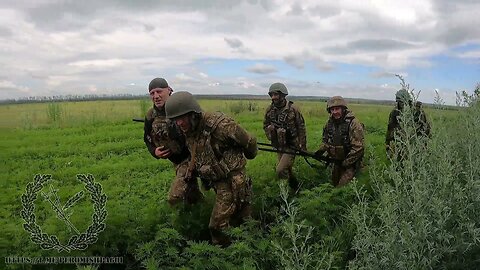 Ukrainian Special Forces on the retreat in the Kremennaya area and got into Friendly Fire!