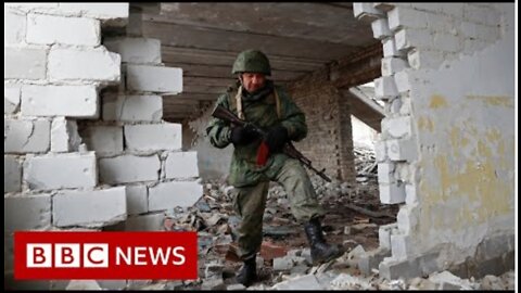 Ukraine rebels declare mobilisation as Joe Biden warns of Russian invasion - BBC News