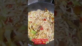 YakiSoba is AMAZING!!!! RECIPE in DESCRIPTION