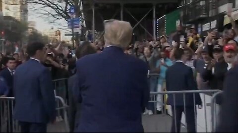 Trump Gets A HUGE Welcome In Democrat Run Harlem, NY