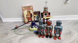 Can the Robothut Save these Amazing but Broken Robots & Space Toys?