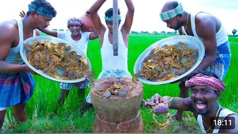 COUNTRY_CRAB_SOUP___Mud_Crab_Catching_and_Cooking_in_Agricultural_land___Vayal_Nandu_Rasam