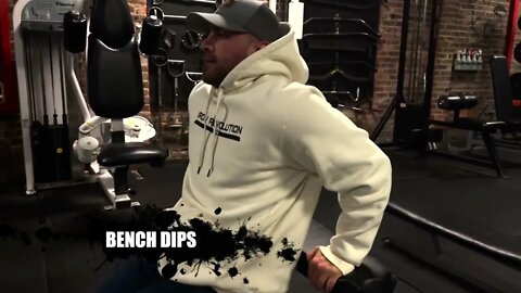 Smith Pull Ups / Bench Dips - Superset