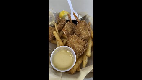 Today’s Lunch at Paradise Grill! #CoconutShrimp #ParadiseGrill #ResidentsBeach #MarcoIsland #4K