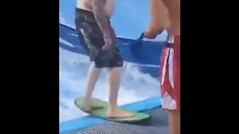 Funny Flowrider Fail! Epic!