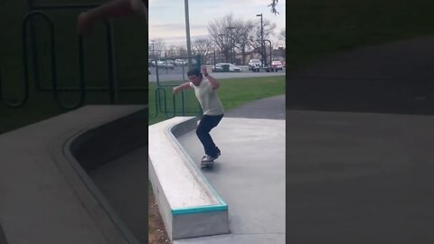 Smith #kickflip Joe @ Lititz #skatepark #skate #shorts #skateboarding #skateboard #skatelife