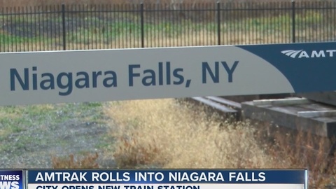 Amtrak rolls into Niagara Falls