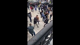 Trump supporters identify an Antifa member and chant “FUCK ANTIFA”.