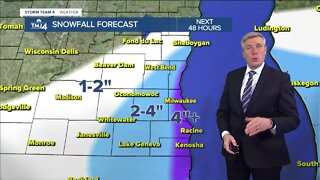 Scattered lake effect flurries, snow forecasted overnight