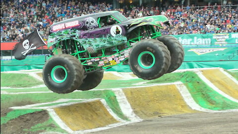 Ultimate Monster Trucks Gather For ‘Monster Jam’: RIDICULOUS RIDES