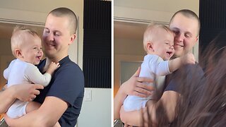 Baby’s Hilarious Laughter Attack by Mom’s Hair Tickle!