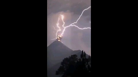 Volcanic lightning caused by volcano eruption & not by thunderstorm.