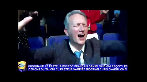 Regardez le Français DANIEL VINDIGNI qui reçoit en public les démons du Tai-Chi de CHRIS OYAKHILOME