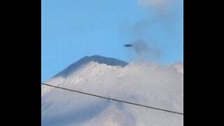 UFO Photographed Over Popocatpetl Volcano Mexico