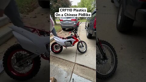 CRF110 Plastics on a Chinese Pit Bike