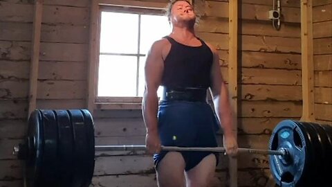202.5 Kgs x 2 Deadlift. A New PR, but I'm not that happy with it