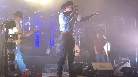 Cody Johnson Calls Out Fans In A Brawl: "One Of Y'all Are Fixing To Get Tased Now"