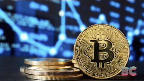 Bitcoin stays above US$30,000